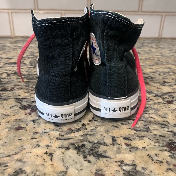 Converse All Star Chucks - Size Youth 2 - - Picture 4 of 6